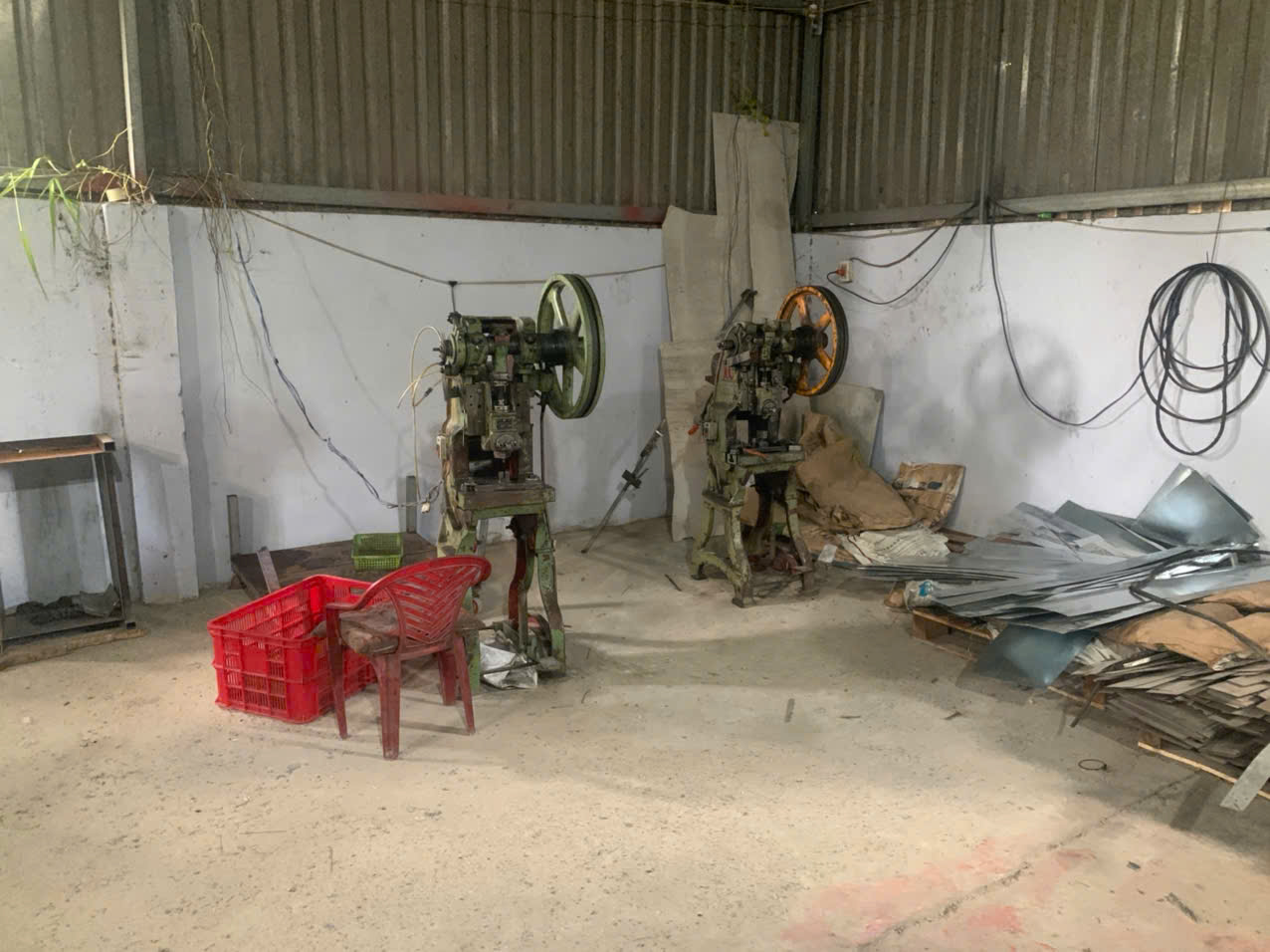 Stamping machines 3.jpg